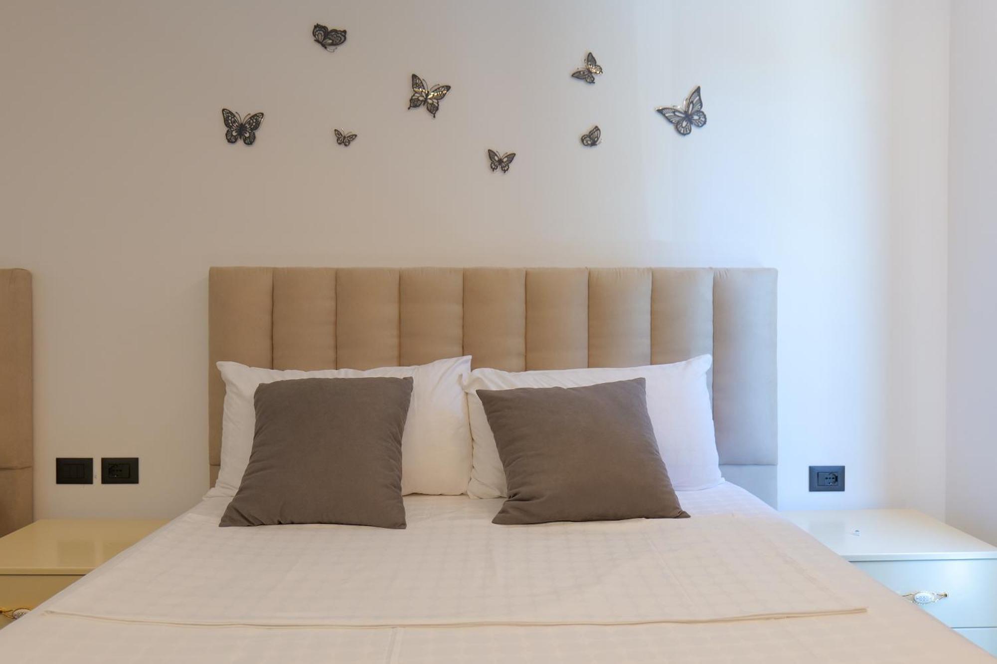 Hotel Celaj Вльора Екстер'єр фото