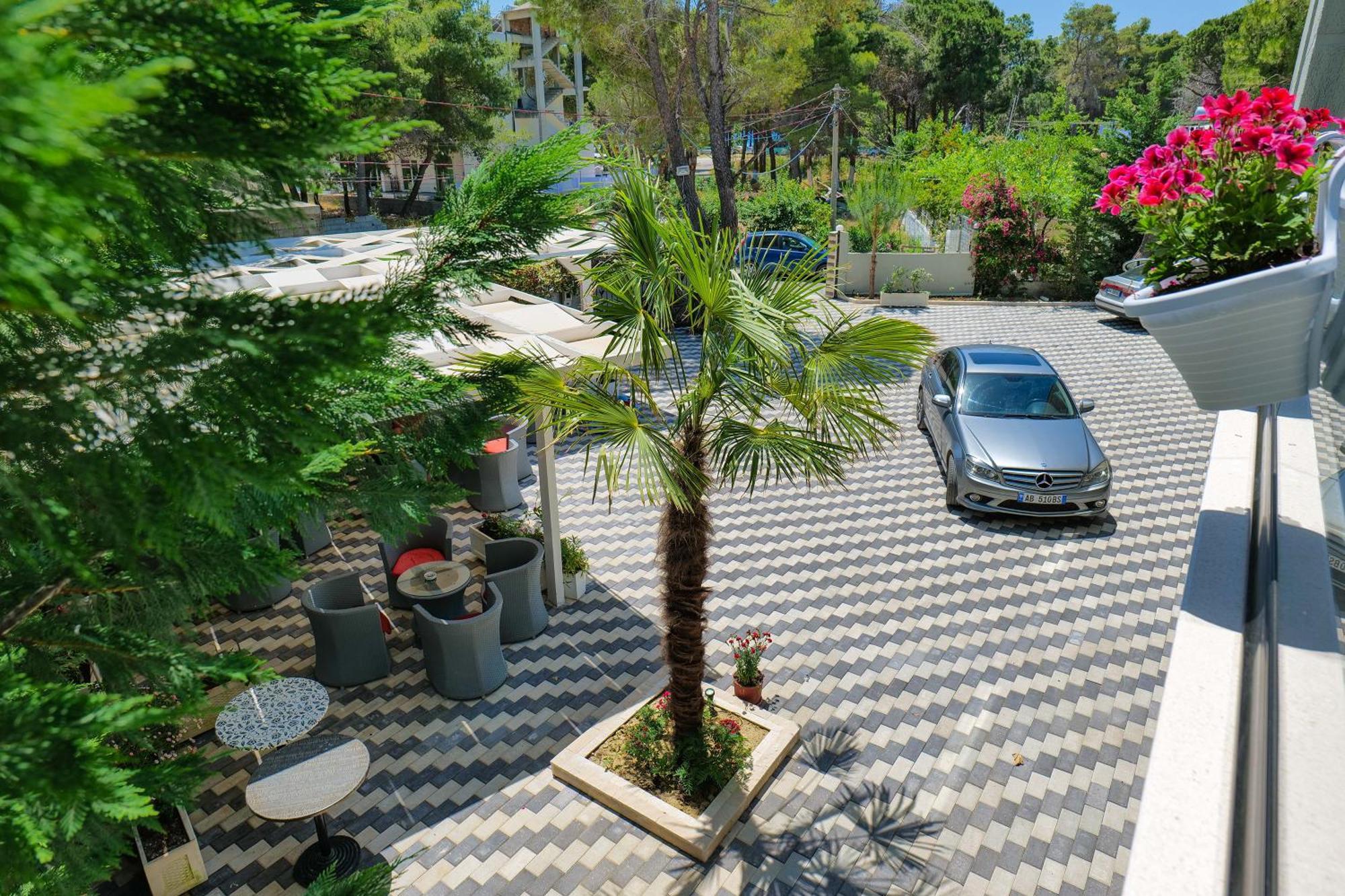Hotel Celaj Вльора Екстер'єр фото